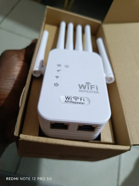 Amplificateur répéteur wifi