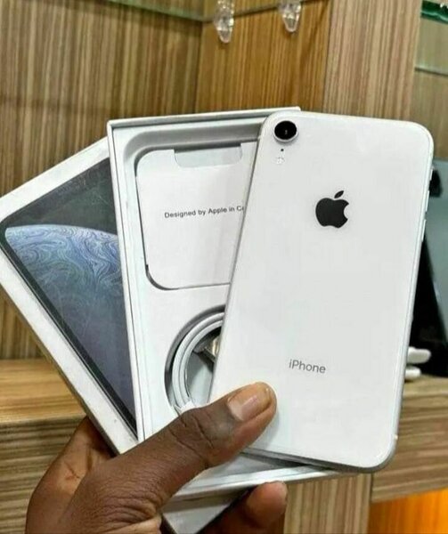 Apple iPhone XR blanc reconditionné