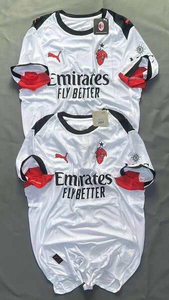 Maillots de football de clubs