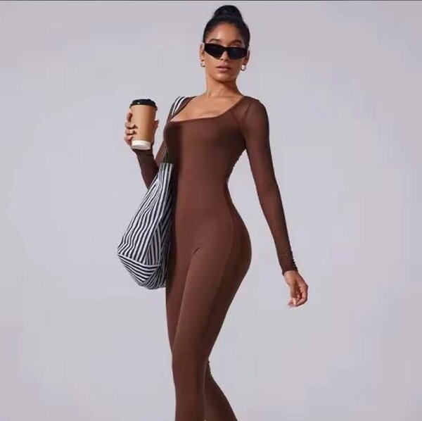 Combinaison moulante marron