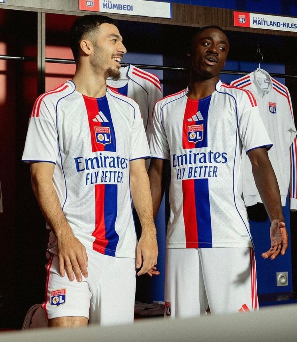 Maillot de Football Bleu PSG