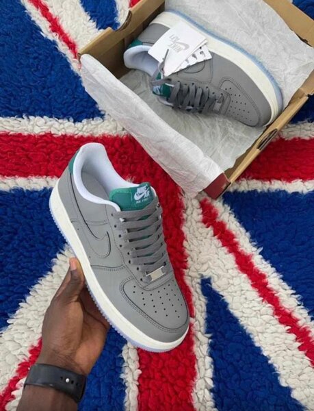 Airforce 1 low