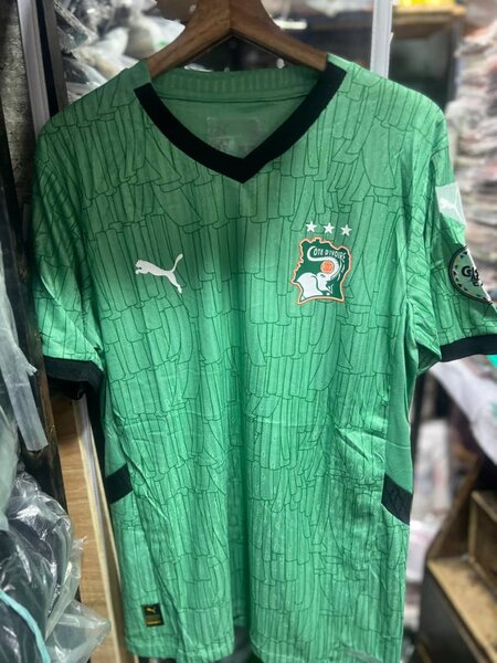 Maillot de football vert Puma