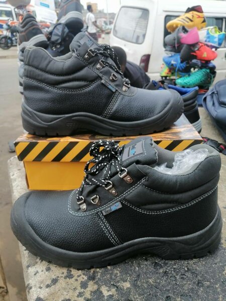 Chaussures de sécurité robustes