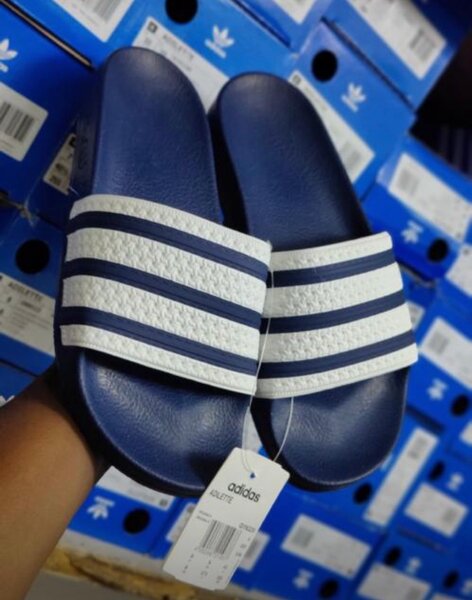 Claquettes Adidas confort