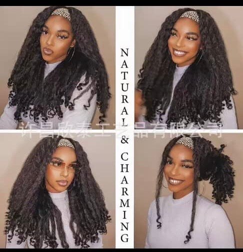 Perruque longue bouclée