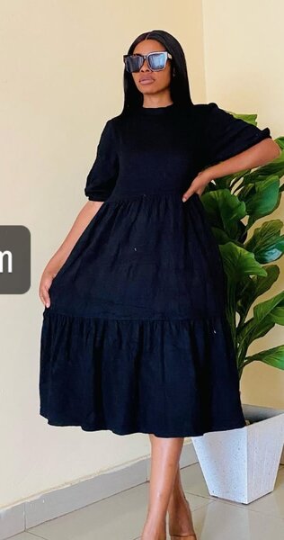 Elegant black dress m