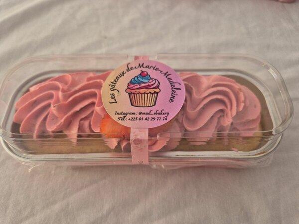 Gâteau à la fraise frais