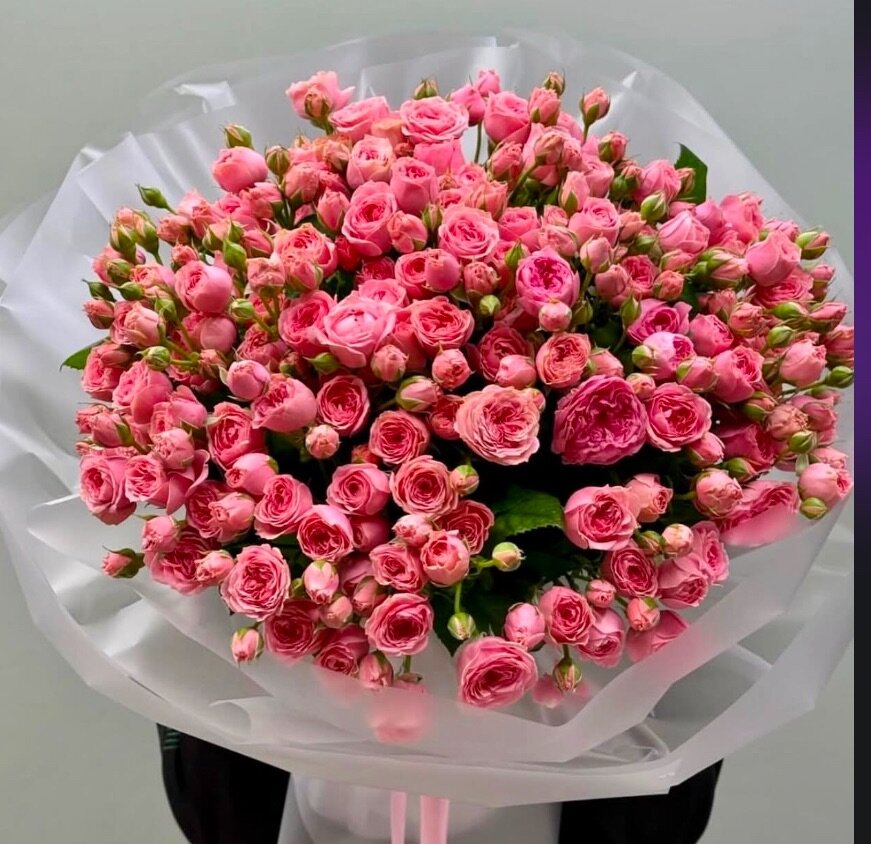 Цветы , игрушки , клубника в шоколаде