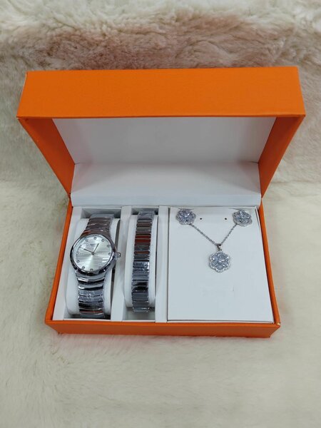 Ensemble Montre et Bijoux Femme