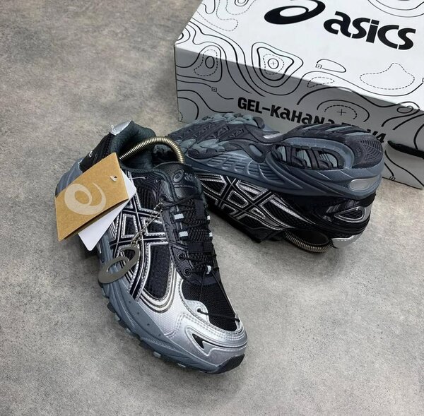 Original ASICS sneakers