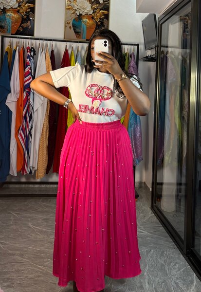 Jupe longue plissée rose