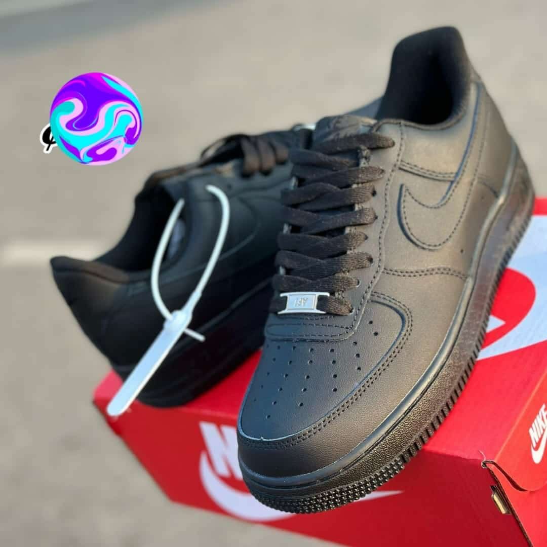 Nike Air Force 1