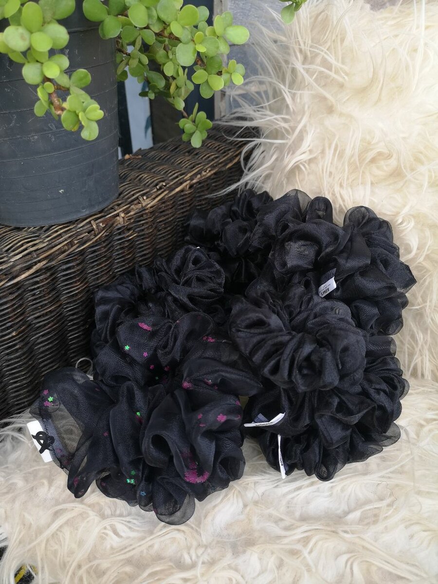 Scrunchies (organza )