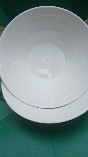 Grand bol en céramique blanc