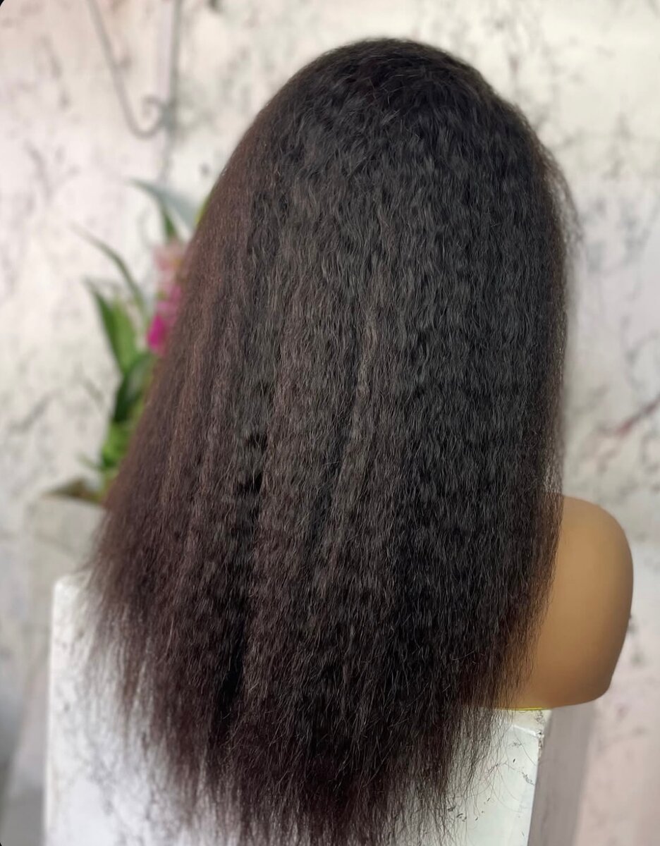 Perruque lace front naturelle bouclée