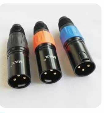 Tête de Micro (mal & femelle)