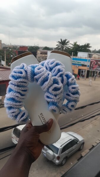 Sandales Tricotées Élégantes