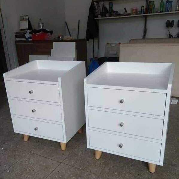 Table de Nuit Blanche avec 3 Tiroirs