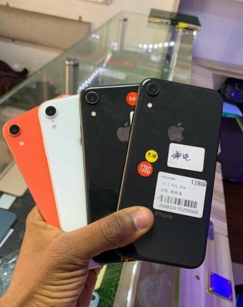 iPhone XR 128gig