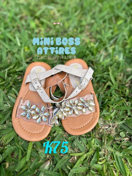 Girls sandals