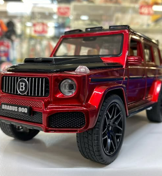 Каждая машинка тщательно детализирована, что делает их не просто игрушками, а настоящими предметами коллекционирования. Эти модели могут заинтересовать не только детей, но и взрослых, увлеченных автомобильной тематикой