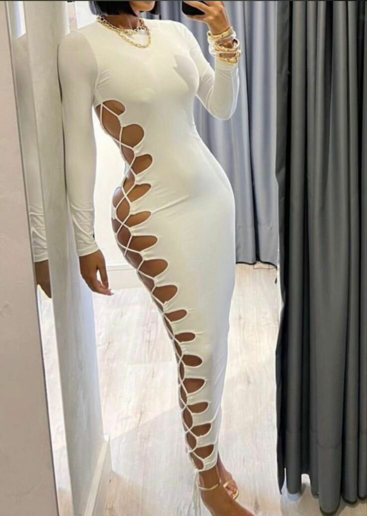 Robe élégante découpée