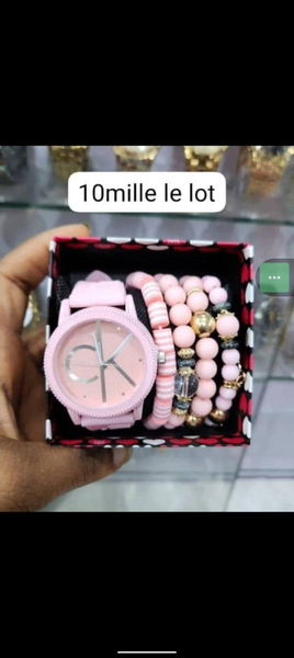 Montre CK rose et bracelets