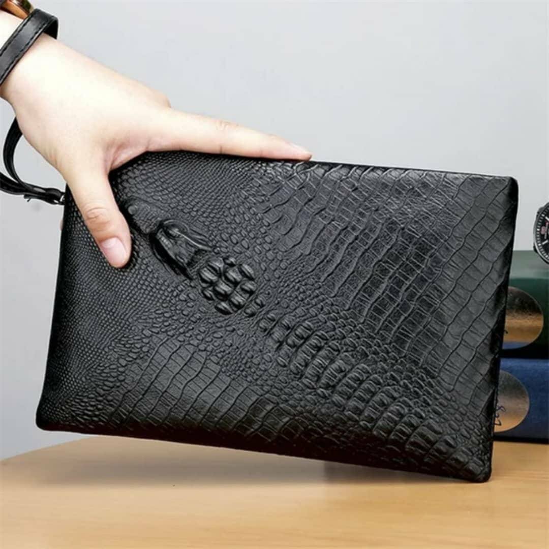 Pochette en cuir embossé élégant