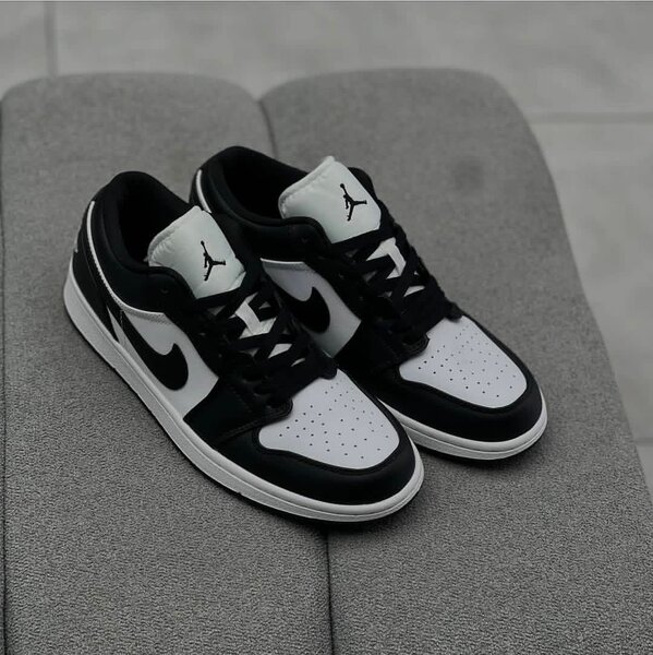 Nike Air Jordan 1 Low noir blanc