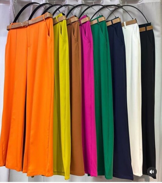 Pantalons évasés colorés