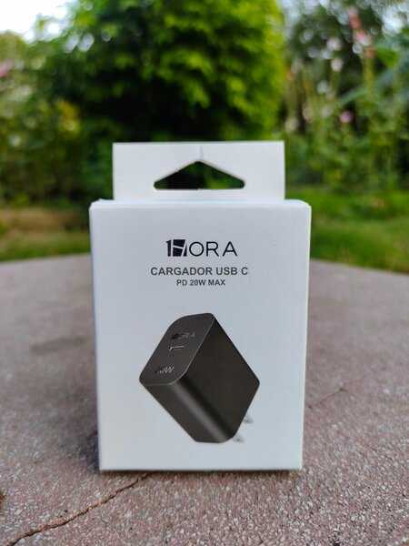 1Hora 20W PD Charger