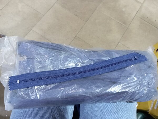 Fermeture éclair bleue 50cm