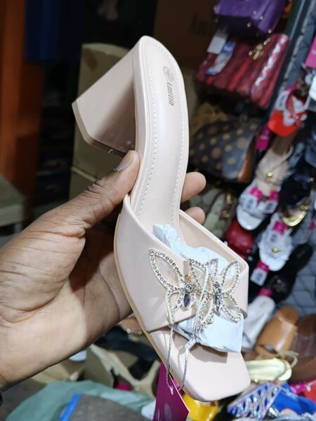 Mules à talons élégants