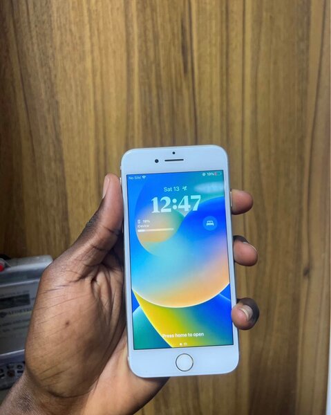 iPhone 8 en excellent état