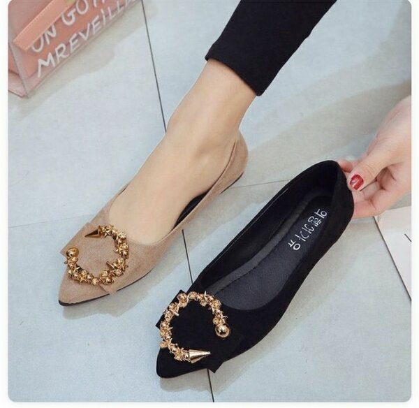 Ladies fashion shoes