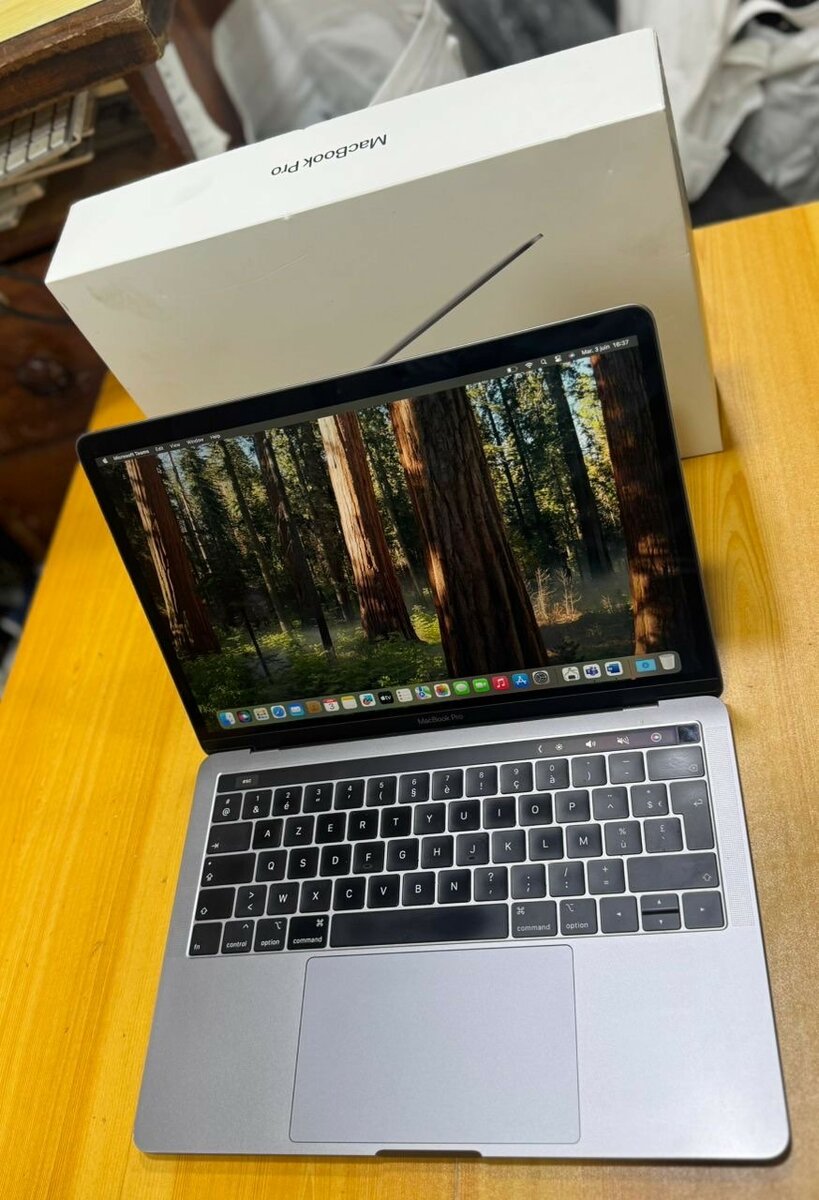 MACBOOK PRO RETINA  I5 2019