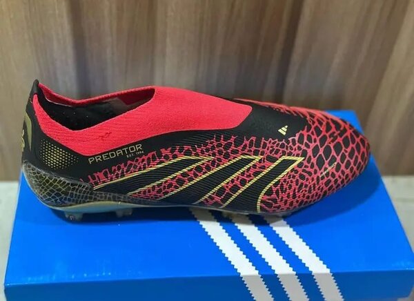 Chaussure de foot Predator Adidas