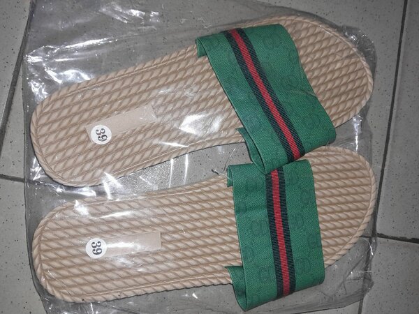 Sandales décontractées vertes