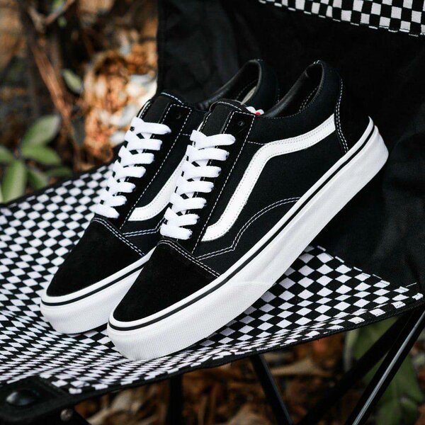 Chaussures Vans authentic