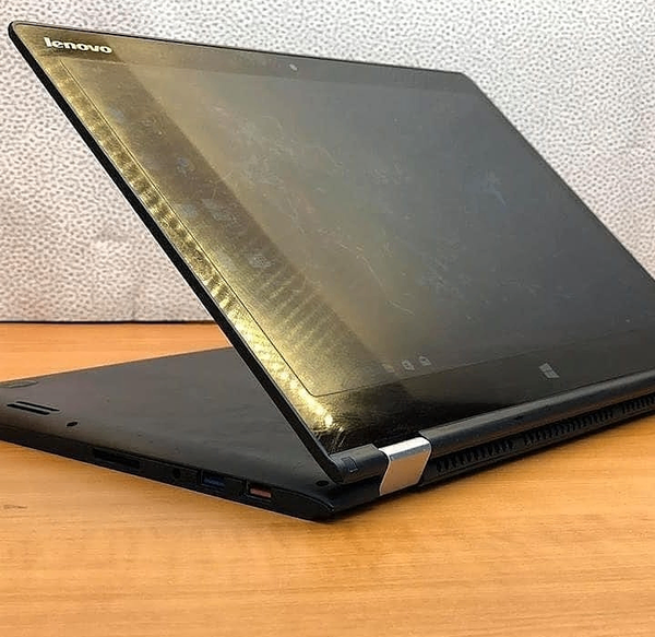 Laptop Lenovo 700 8GB Intel