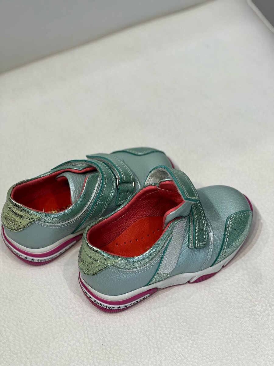 Детские летние кроссовки