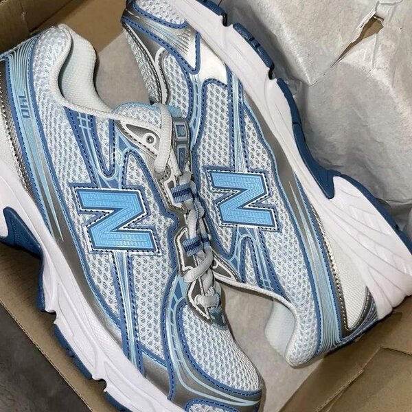 Baskets New Balance 740