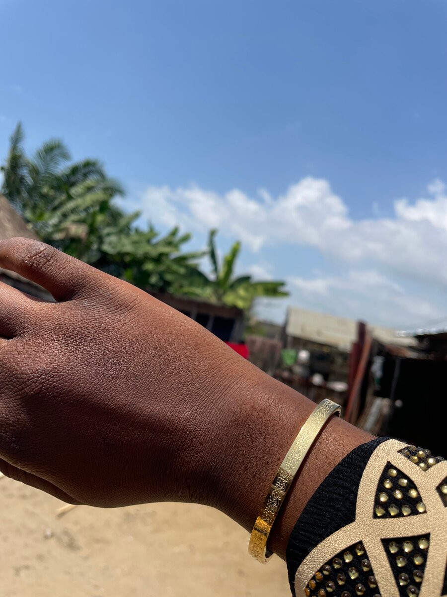 Bracelet en métal couleur or