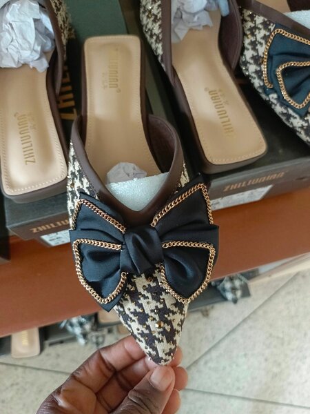 Babouche à motif pied-de-poule