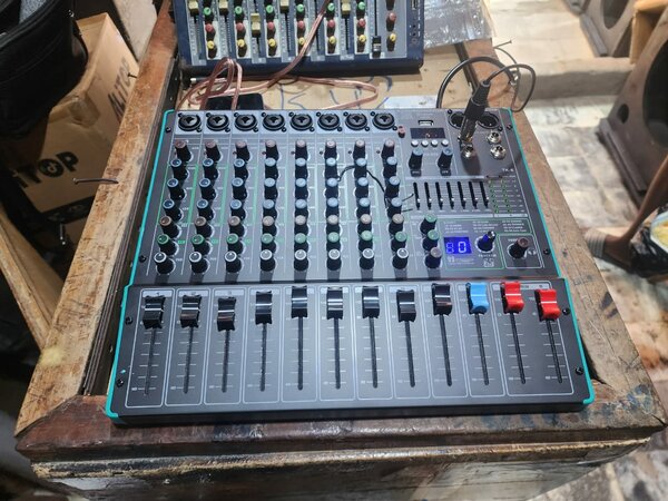 Table de mixage professionnelle 12 pistes