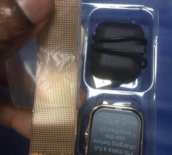 Montre intelligente avec bracelet interchangeable