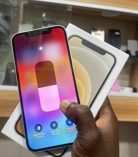 iPhone 12 Blanc Reconditionné