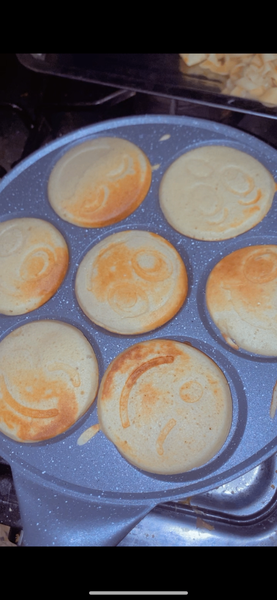 Pancakes Emojis (7)