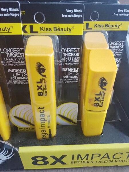 Mascara Impact 8XL Noir